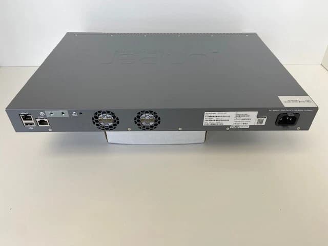 Juniper Networks EX2300-48P | 48-Port 10/100/1000BASE-T PoE+ Ethernet Switch - Image 4