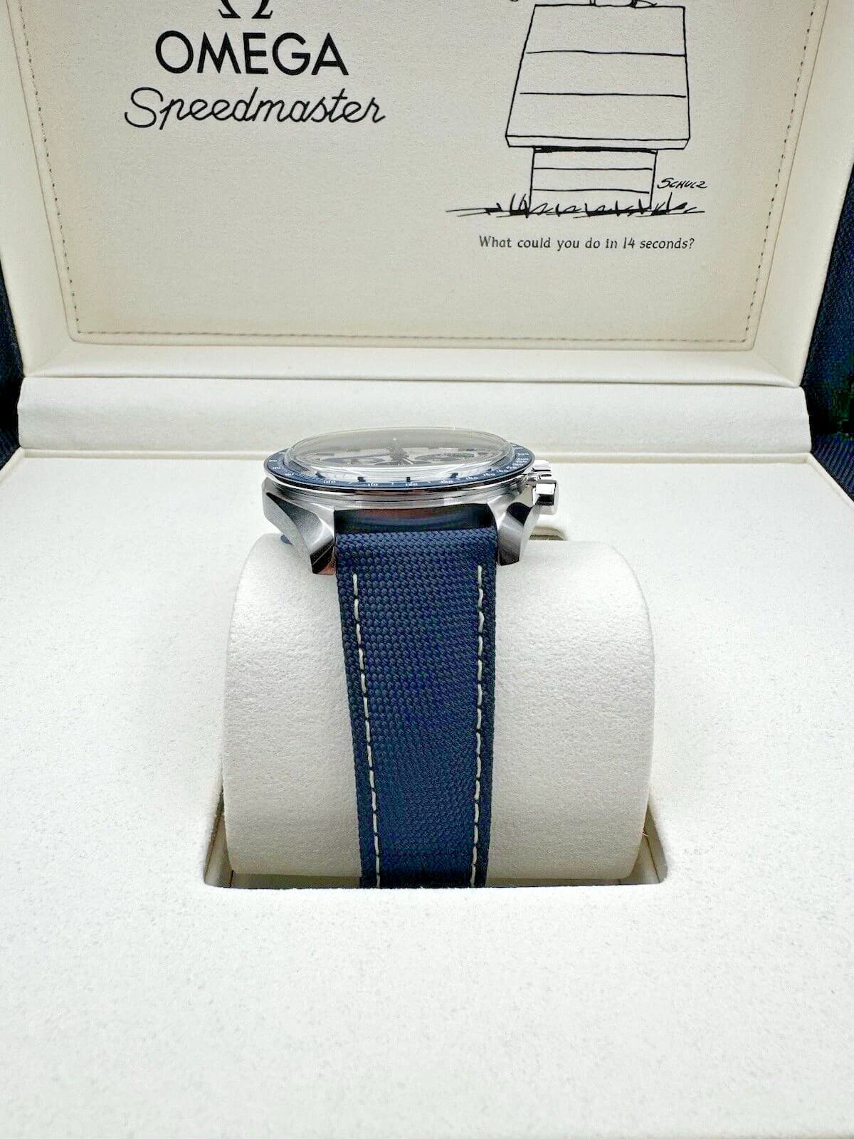 NEW 2025 Omega Speedmaster SILVER SNOOPY AWARD BLUE 310.32.42.50.02.001 Watch - Image 5